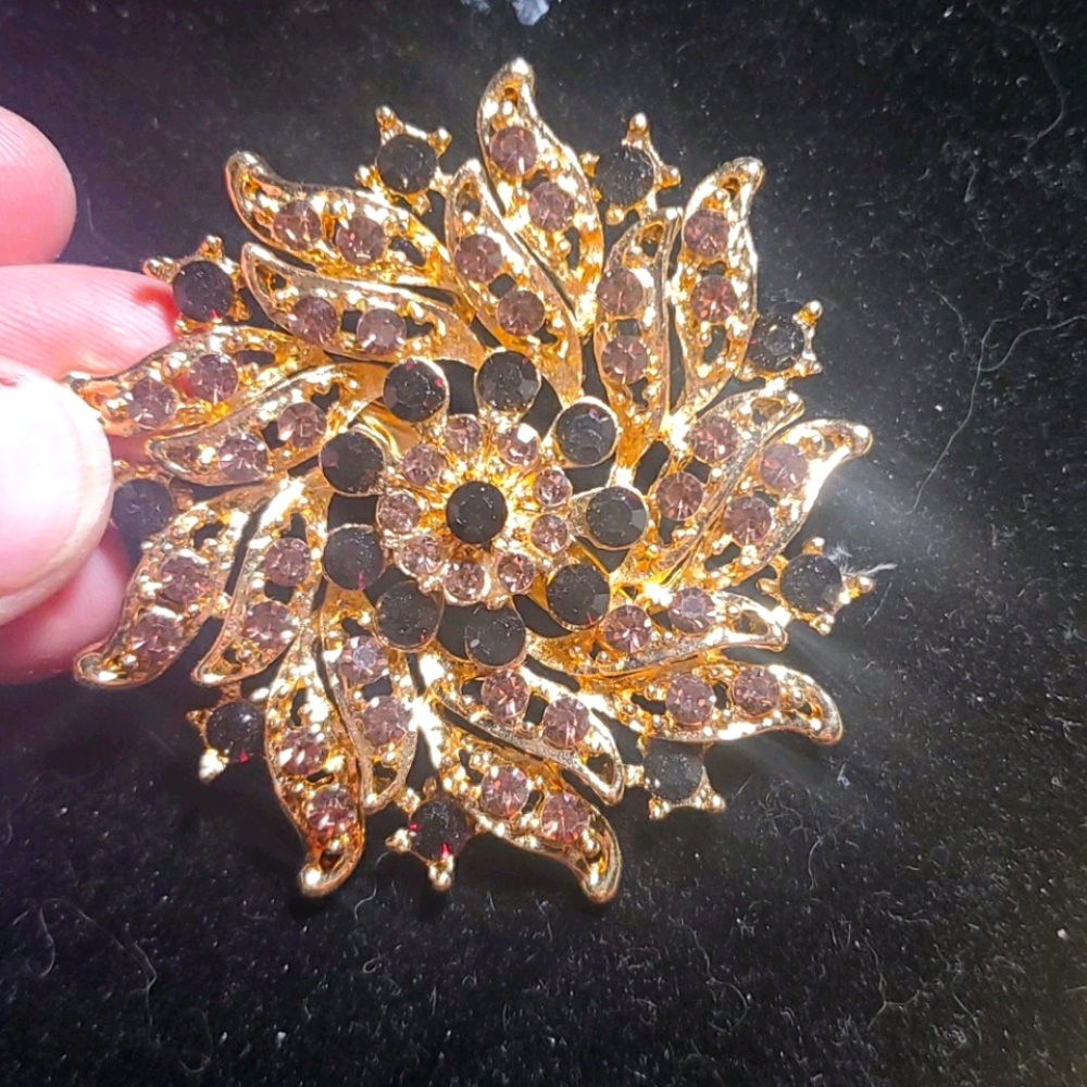 Large brooch